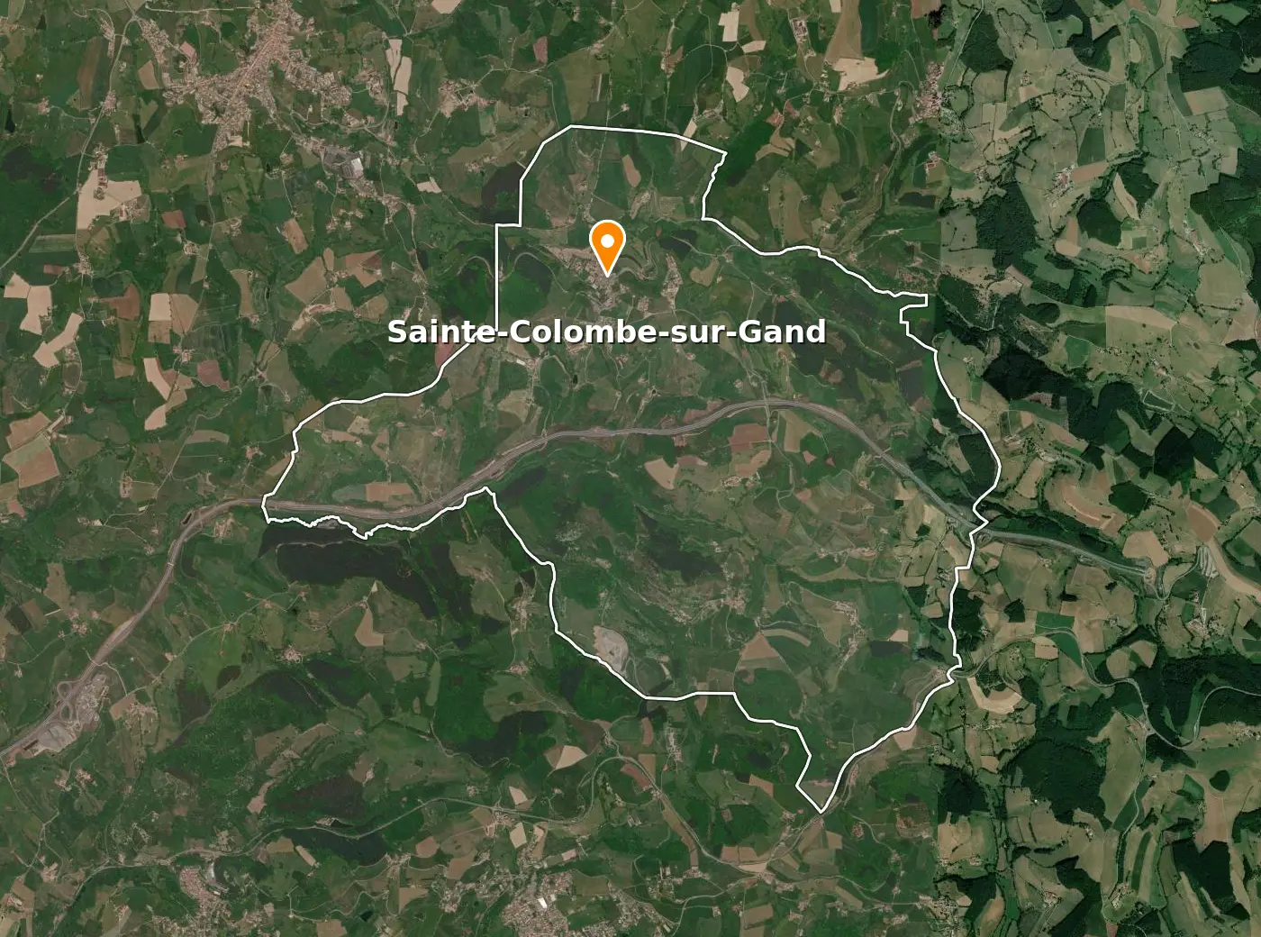 Vue satellite de la commune de Sainte-Colombe-sur-Gand avec son contour